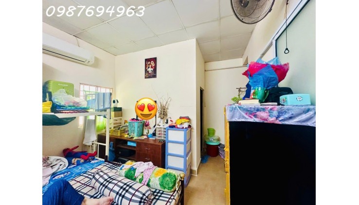 QUẬN 7, TRẦN XUÂN SOẠN - NGANG LỚN 4.6M. NHÀ 2 TẦNG - 2 MẶT HẺM TRƯỚC - SAU - DIỆN TÍCH 53M2 - CHỈ NHỈNH 4 TỶ